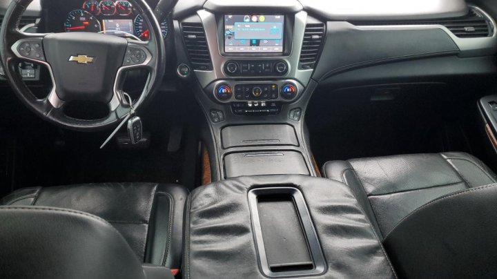 Chevrolet Suburban K1500 LTZ 2015