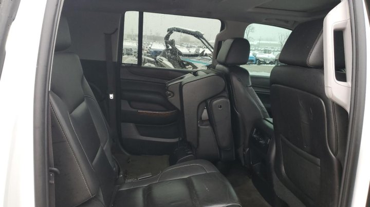 Chevrolet Suburban K1500 LTZ 2015