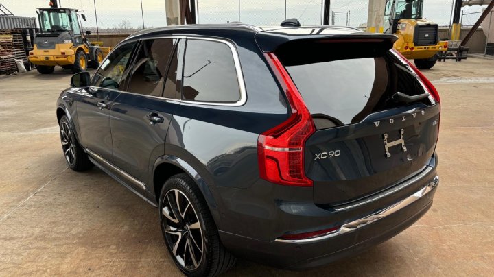 Volvo XC90 PLUS 2024