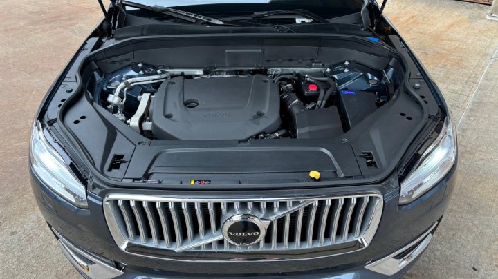 Volvo XC90 PLUS 2024