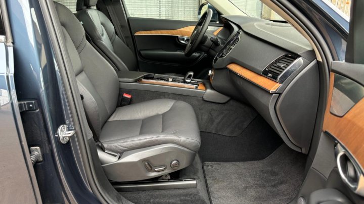 Volvo XC90 PLUS 2024