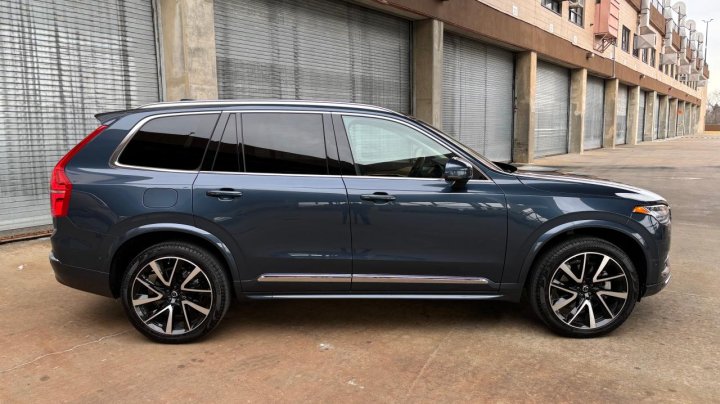 Volvo XC90 PLUS 2024
