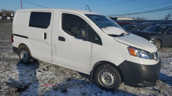 Nissan NV 2.5S 2019