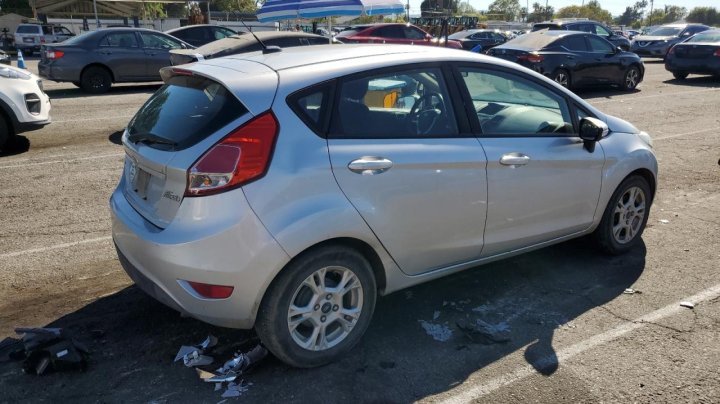 Ford FIESTA SE 2015