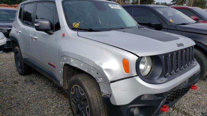 JEEP RENEGADE TRAILHAWK 2016