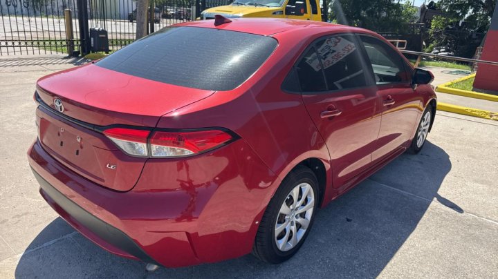 Toyota Corolla LE 2021