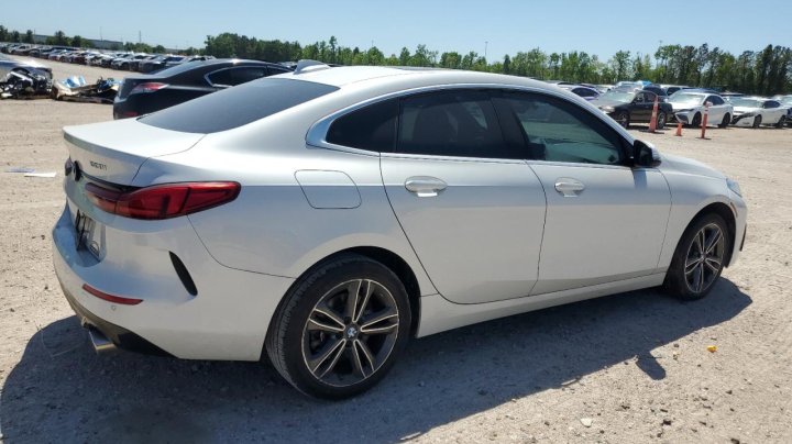 BMW 2 Series  2022