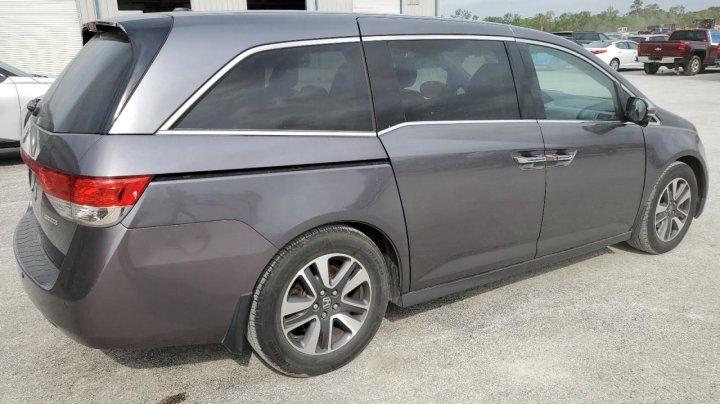 Honda Odyssey TOURING 2015