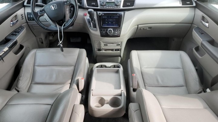 Honda Odyssey TOURING 2015
