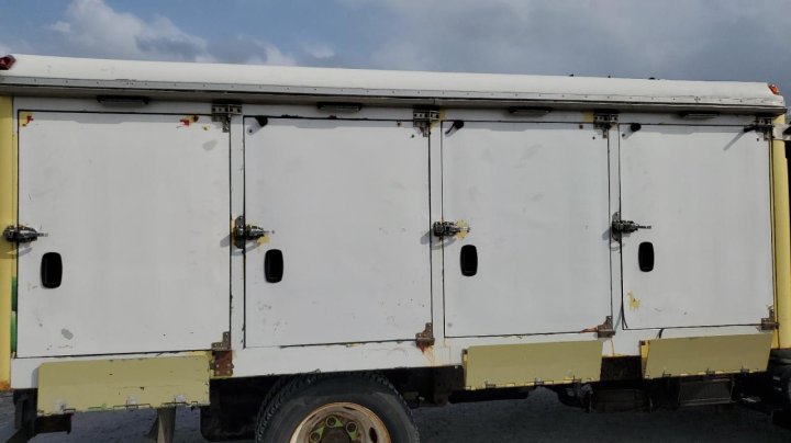 Isuzu NPR  2017