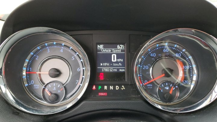 CHRYSLER Town and Country TOURING 2016