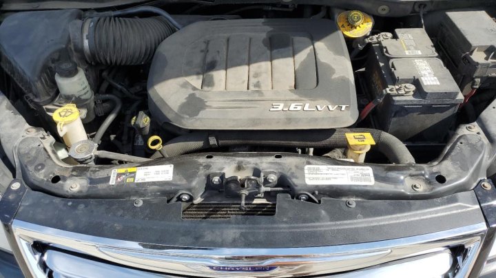 CHRYSLER Town and Country TOURING 2016