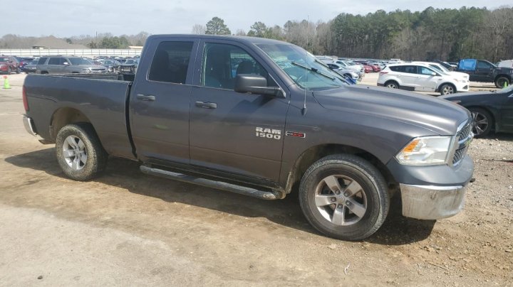 RAM 1500 ST 2015