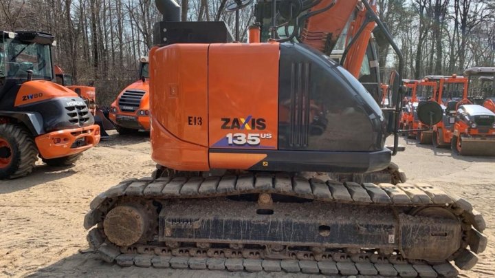Hitachi Zx135us-6n  2022