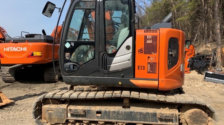 Hitachi Zx135us-6n  2022