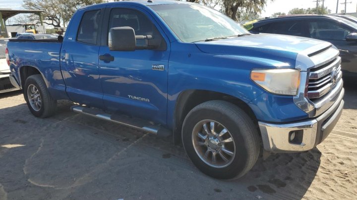 Toyota TUNDRA DOUBLE CAB SR 2016