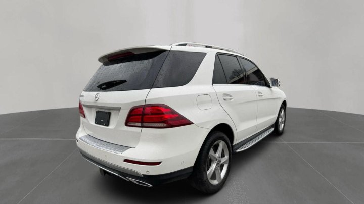 Mercedes-Benz GLE-Class 350 2018