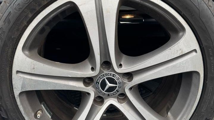 Mercedes-Benz E-Class 300 4MATIC 2017