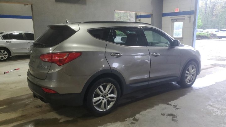 Hyundai Santa Fe  2015
