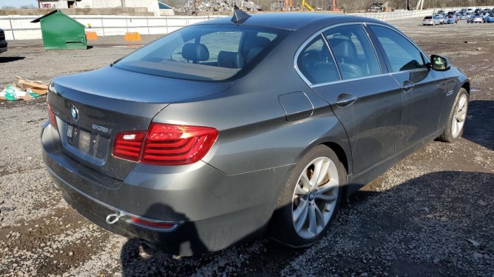 BMW 5 Series XI 2015