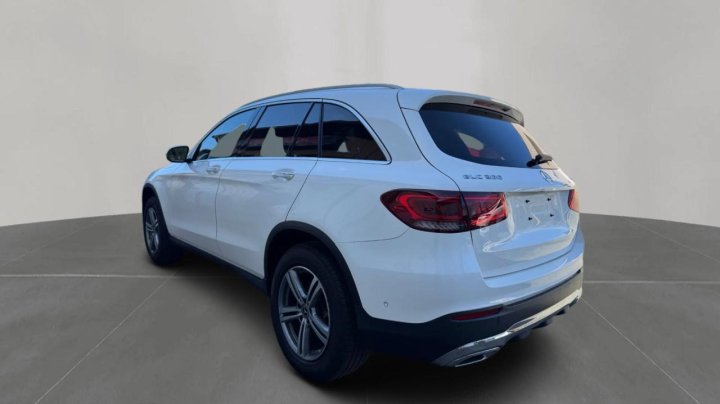 Mercedes-Benz GLC-Class 300 4MATIC 2021