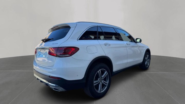 Mercedes-Benz GLC-Class 300 4MATIC 2021