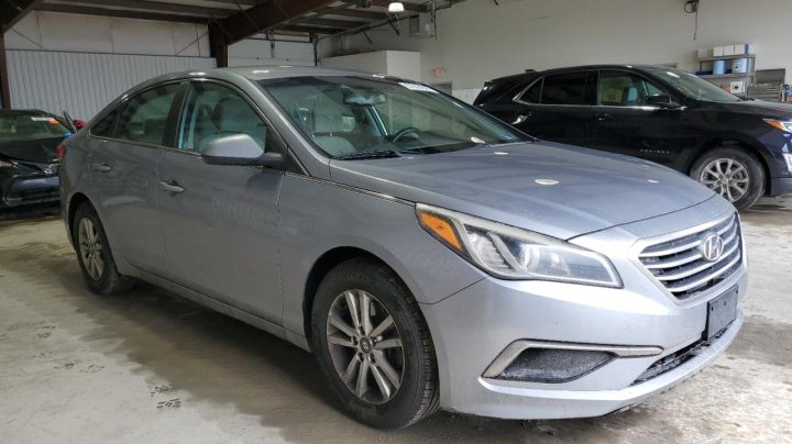 Hyundai SONATA SE 2016