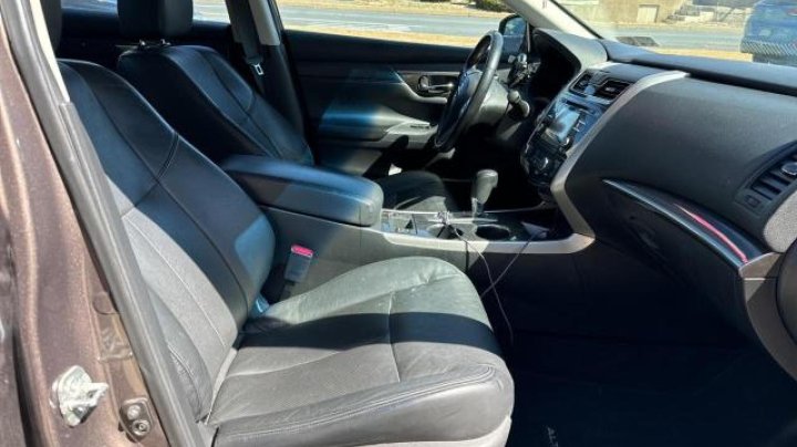 Nissan Altima 2.5 2015