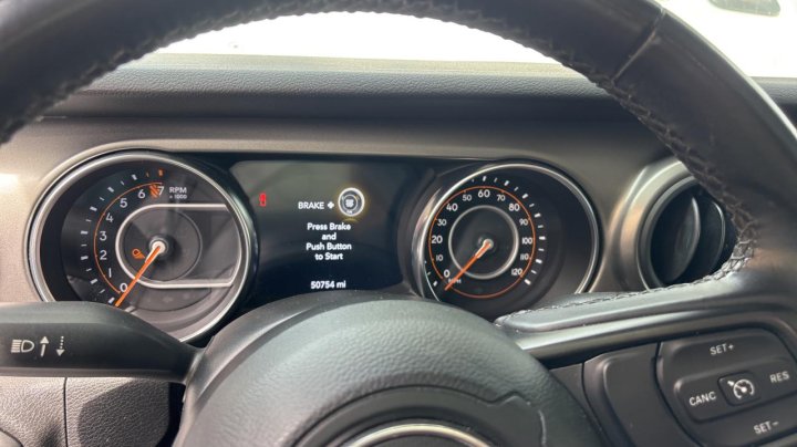 JEEP Gladiator SPORT 2021