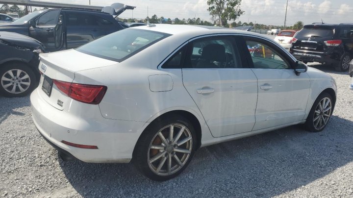 Audi A3 PREMIUM PLUS 2016