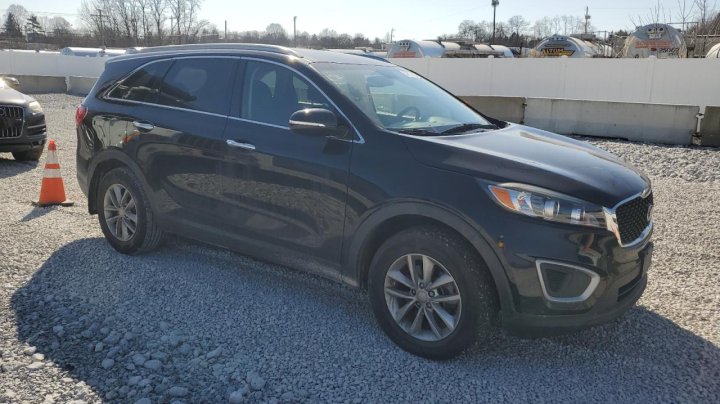 KIA Sorento LX 2017