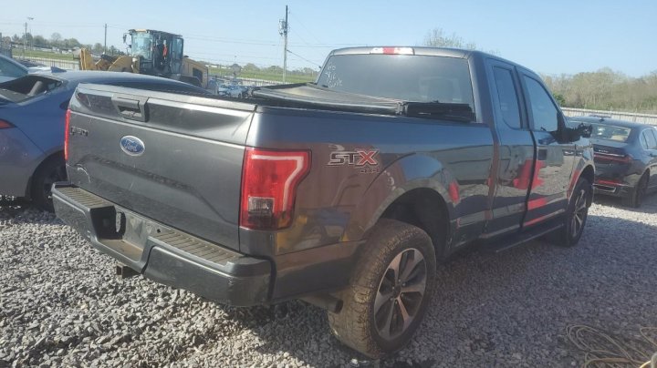 Ford F-150 SUPER CAB 2017