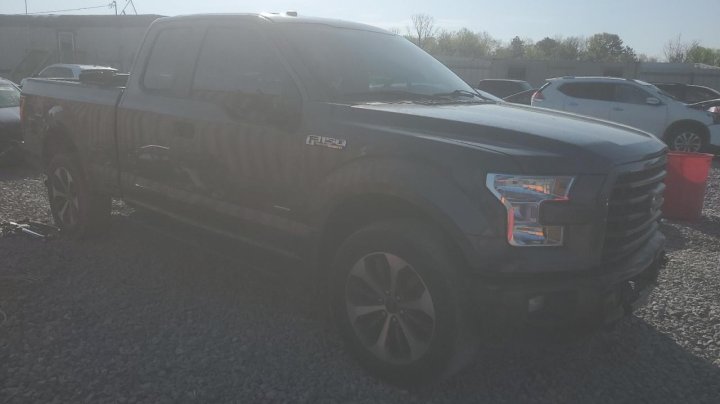 Ford F-150 SUPER CAB 2017