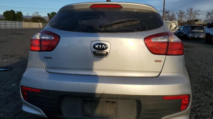 KIA RIO LX 2016