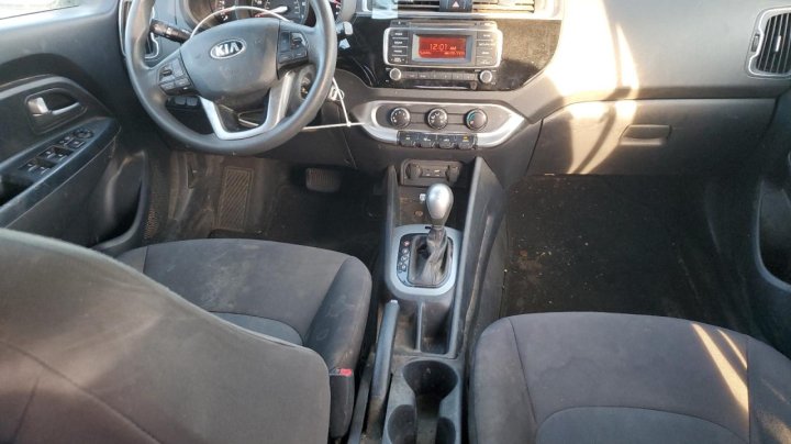 KIA RIO LX 2016
