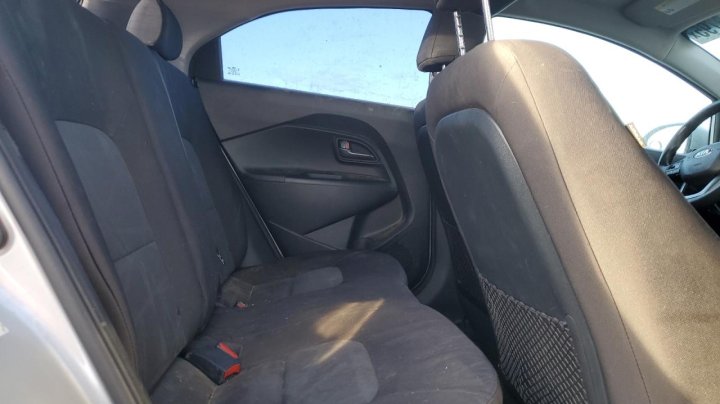 KIA RIO LX 2016