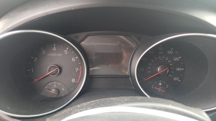 KIA Sedona LX 2015