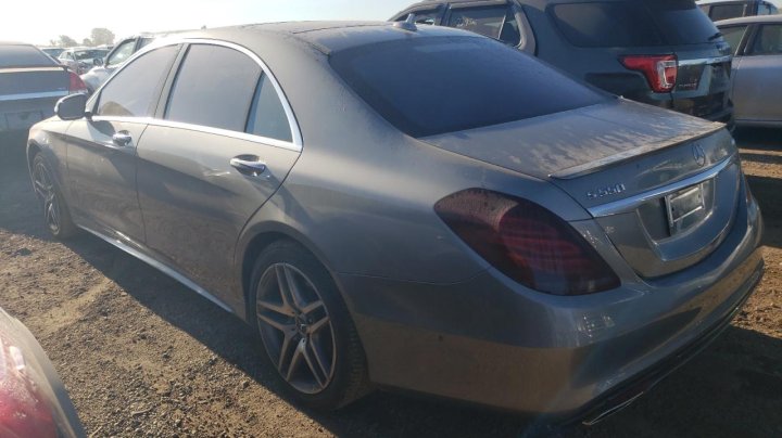 Mercedes-Benz S-Class 550 4MATIC 2015
