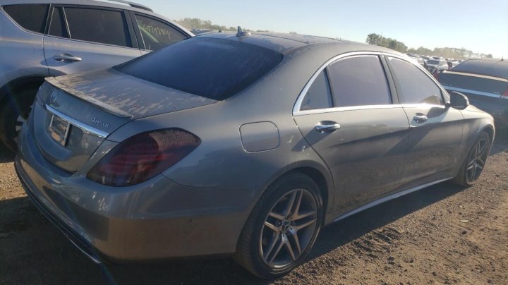 Mercedes-Benz S-Class 550 4MATIC 2015