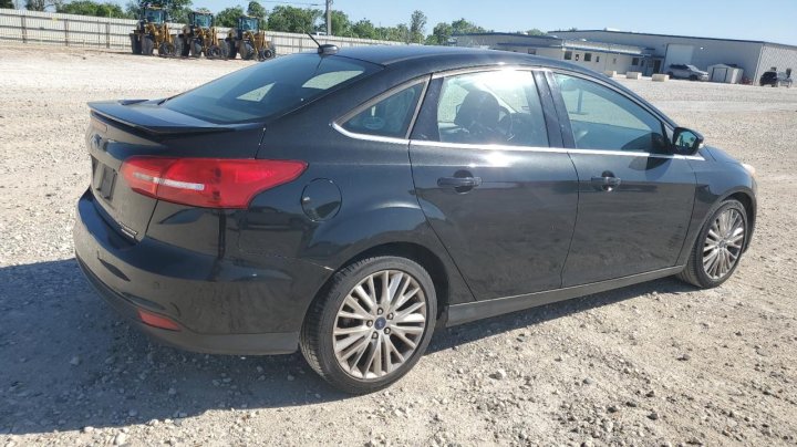 Ford Focus TITANIUM 2015