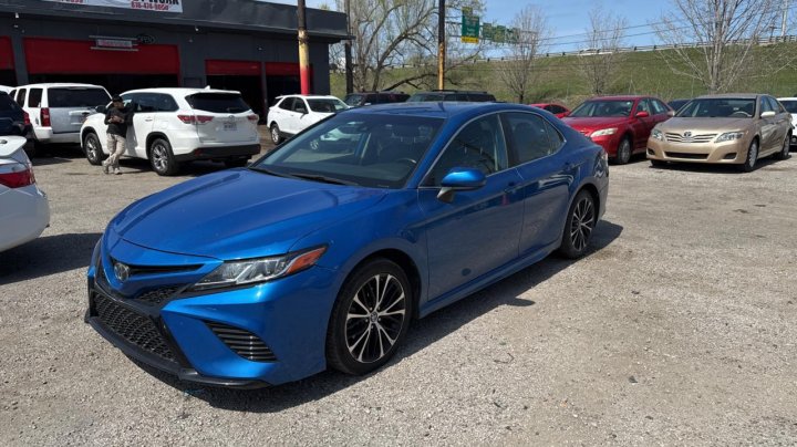 Toyota Camry L 2019