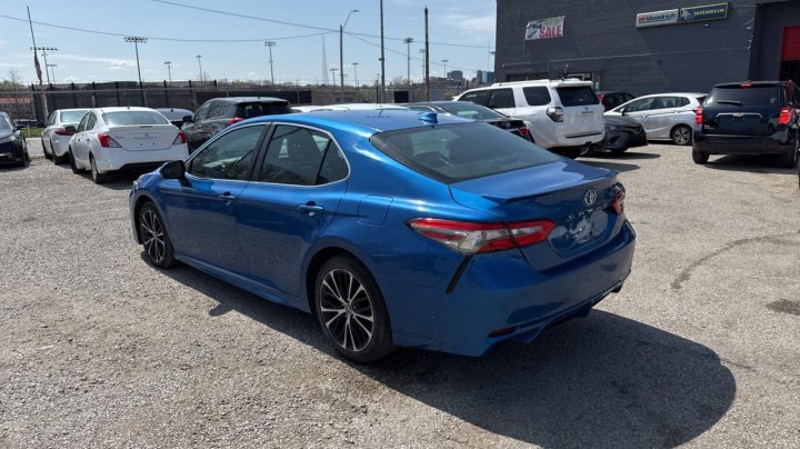 Toyota Camry L 2019