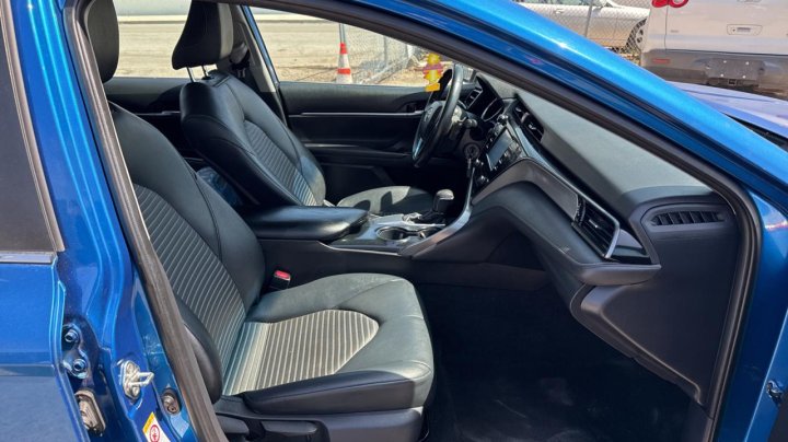 Toyota Camry L 2019