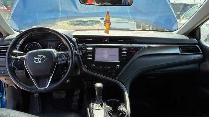 Toyota Camry L 2019