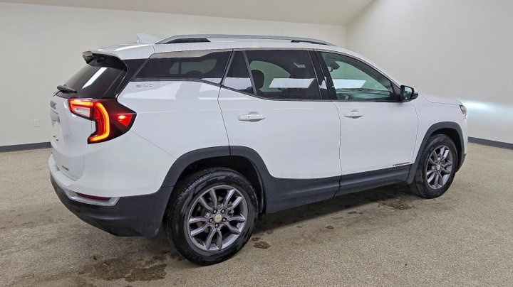 GMC TERRAIN  2023