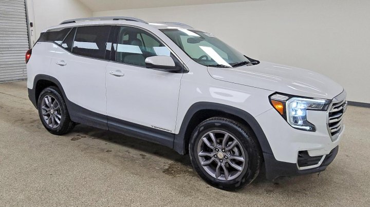 GMC TERRAIN  2023