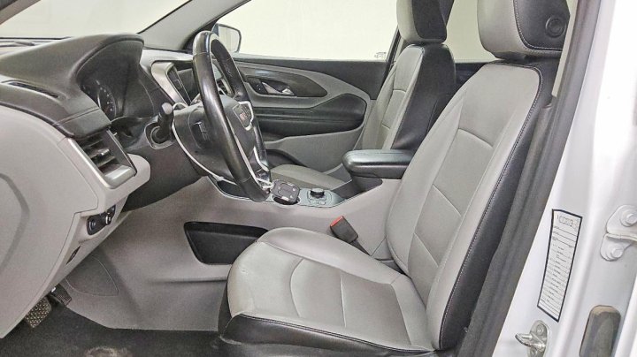 GMC TERRAIN  2023