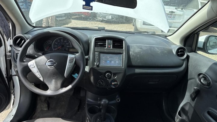 Nissan Versa S 2019