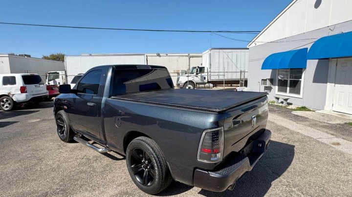 RAM 1500 ST 2016