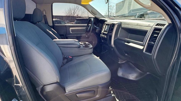 RAM 1500 ST 2016